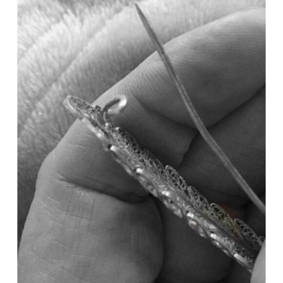 Silver Antique Feather Pin Pre-925 - Picture 3 of 4